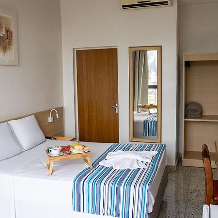 Hotel Dan Inn Barretos By Nacional Inn Kültér fotó