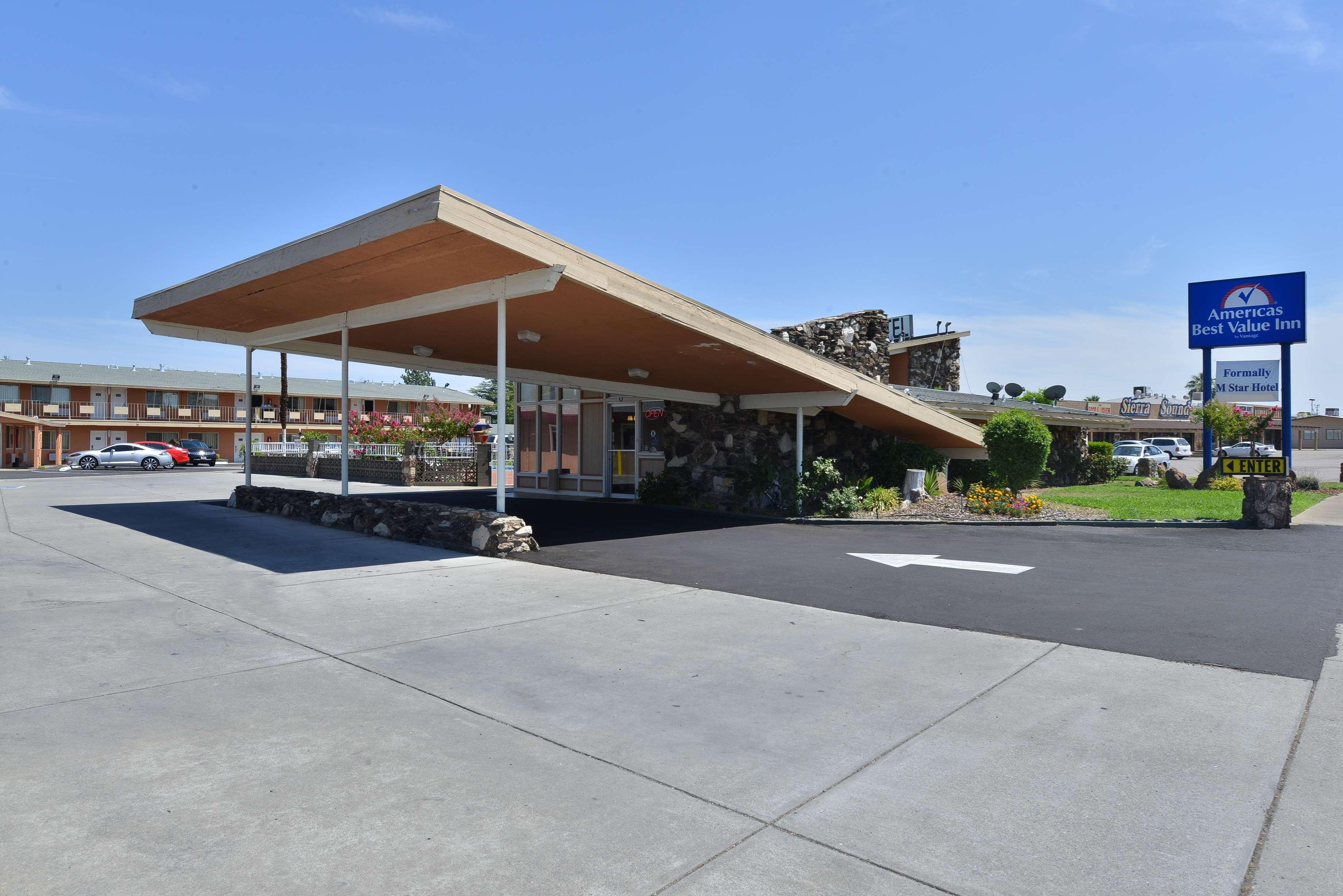 Hotel Dan Inn Barretos By Nacional Inn Kültér fotó