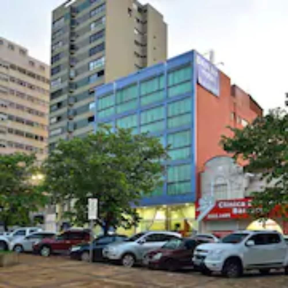 Hotel Dan Inn Barretos By Nacional Inn Kültér fotó