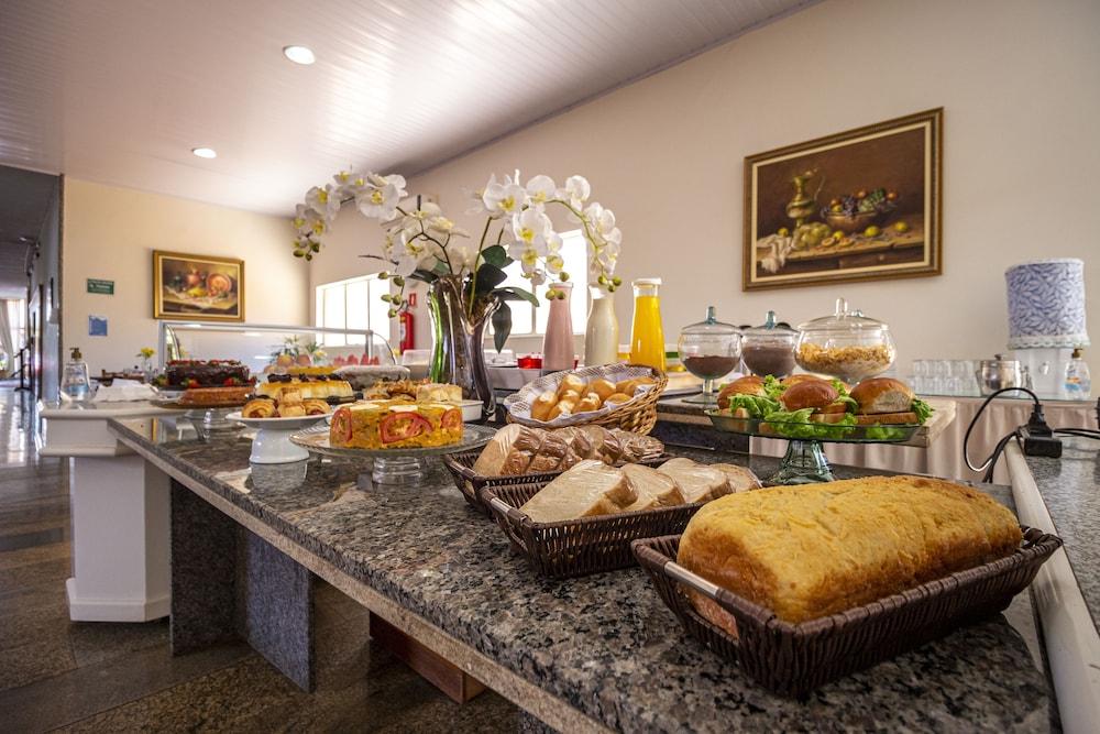 Hotel Dan Inn Barretos By Nacional Inn Kültér fotó