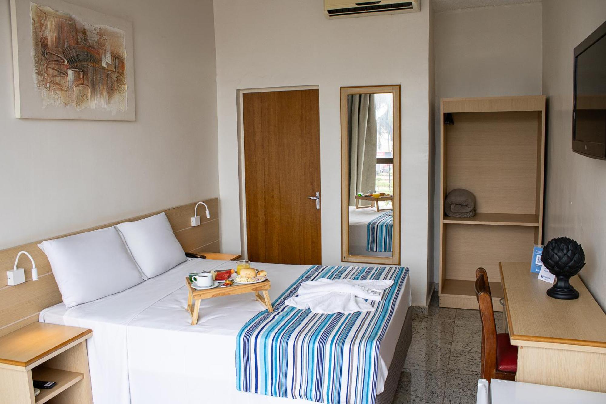 Hotel Dan Inn Barretos By Nacional Inn Kültér fotó