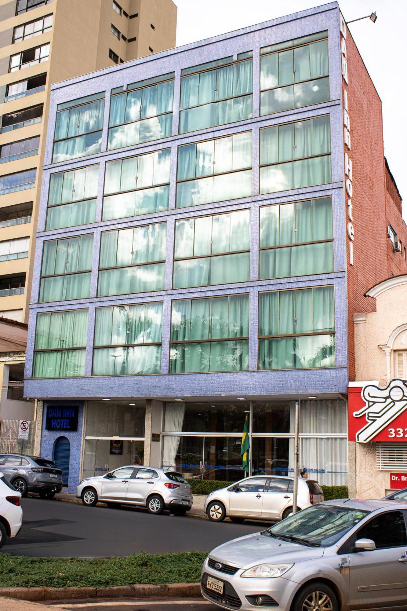 Hotel Dan Inn Barretos By Nacional Inn Kültér fotó