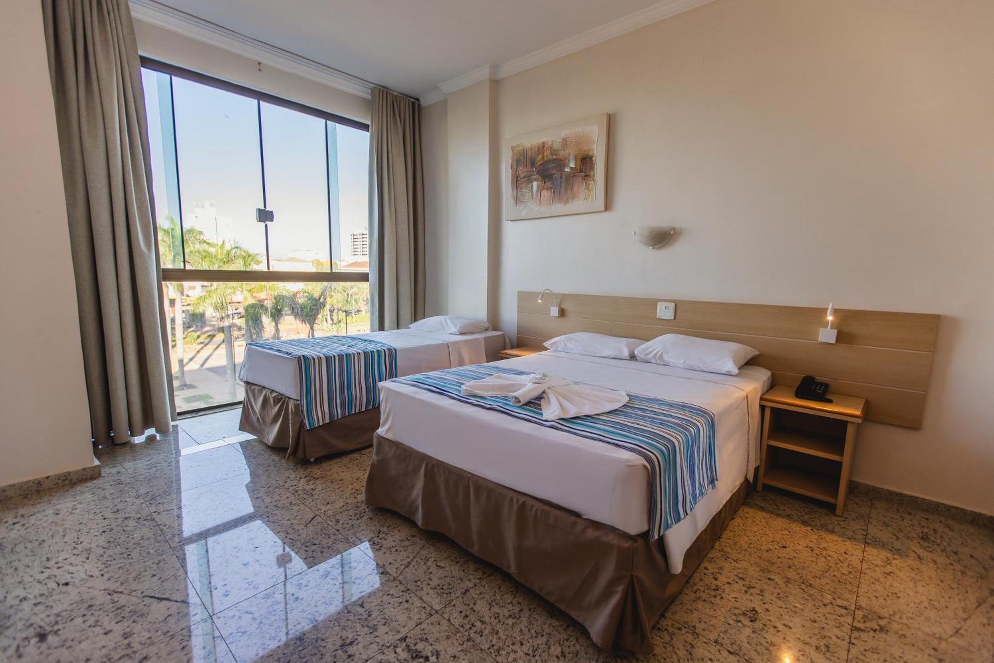 Hotel Dan Inn Barretos By Nacional Inn Kültér fotó